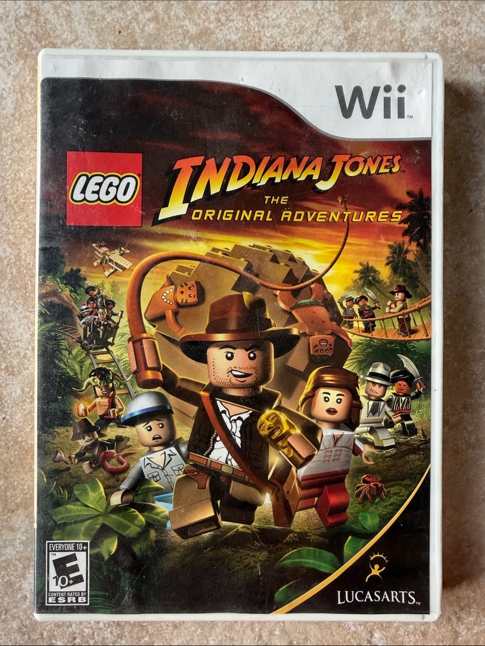 LEGO Indiana Jones: The Original Adventures (Wii) - Red, Orange, Yellow, White